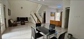 Rumah murah suhat jalan 12 m full furniture dkt kampus pj green orchid