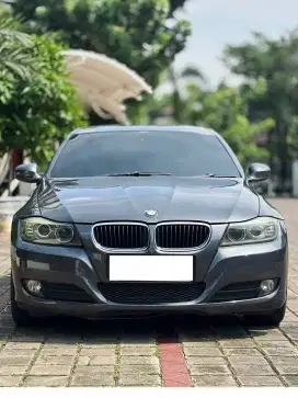 BMW 320i E90 LCi 2010