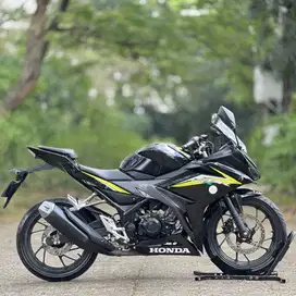 HONDA CBR 150R HITAM 2016 KM 15K PAJAK PANJANG KAYAK BARU
