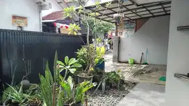 Murah!! Rumah luas terawat dkt jl utama Ciwastra 765 Jt