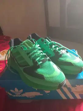 Jual sepatu adadas