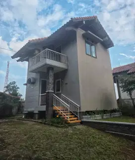 Disewakan Rumah villa di Bandung Barat