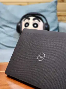 Ultrabook DELL 7300 i7 8th Bezelless Slim Carbon Casing BestCondition