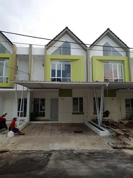 Rumah dibekasi dengan nomor cantik dan sudah renovasi