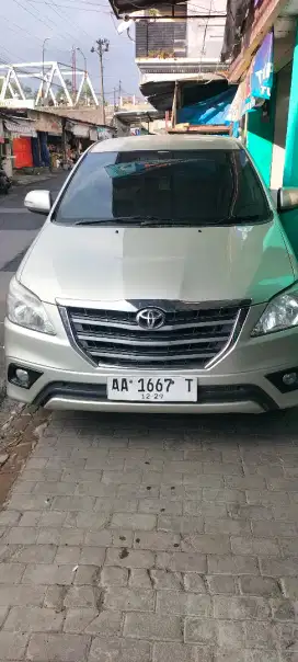 Innova diesel 2,5 V 2013 akhir