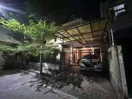 DIJUAL RUMAH STRATEGIS