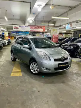 Low KM Toyota Yaris 1.5 J AT 2010 Matic 2011 Like New E