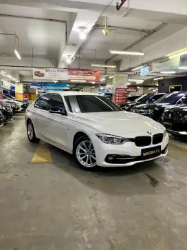 BMW 320i Sport F30 Facelift LCI 2016 Terawat 2017