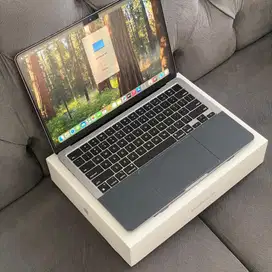 MacBook Air M2 IBOX 2024 | 8/256 | Condition Like New!