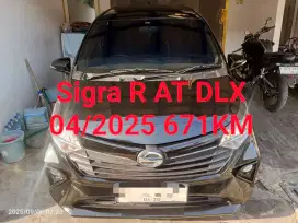 Daihatsu Sigra R AT DLX 4/2025 670km Hitam