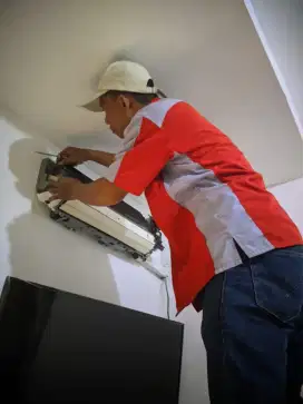 Perbaikan AC, Modul eror/mati/lampu kedap-kedip,air bocor ke depan