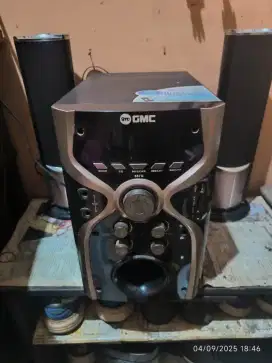 speaker GMC 887G