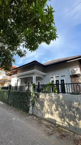 Dijual cepat rumah lokasi strategis dekat Sp. BPKP