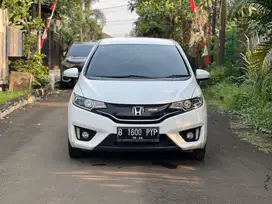 Honda Jazz RS 2016 AT ( Garansi 1 Tahun )