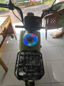 Sepeda listrik Uwinfly