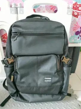 Tas Ransel  Bodypack Original bahan kulit ex hadiah kondisi Baru