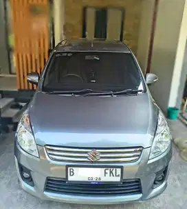 2013 Suzuki Ertiga Manual Grey Low KM 13.000 / Bulan. Total 165.000.