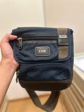 Jual Tas Tumi Navy Preloved