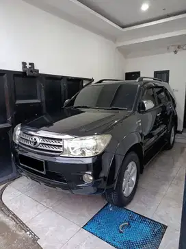 Toyota Fortuner G Luxury 2.7 Bensin Tahun 2011 - 2012 Top Condition