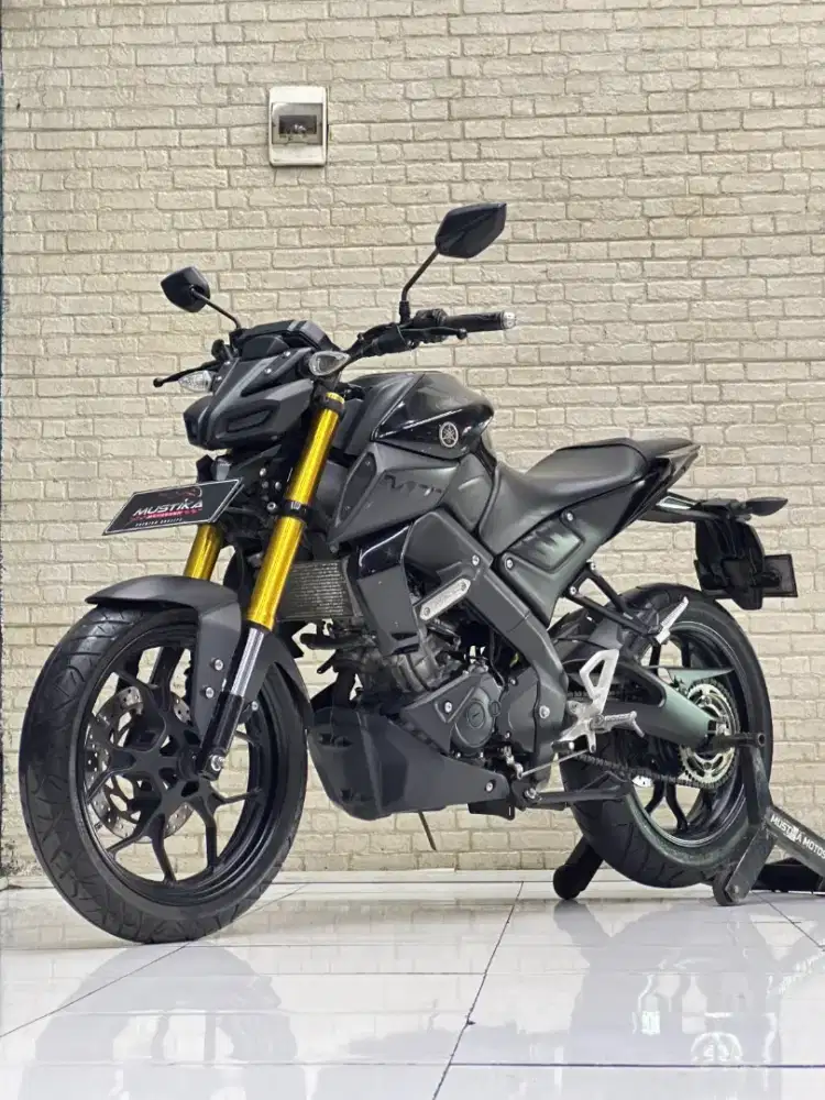 TERMURAH‼️ Yamaha MT15 Naked 2020 Black Favorite
- Dava Mustika