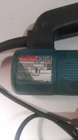 Mesin Jigsaw makita