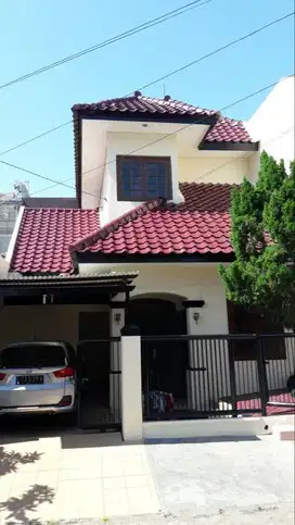 BANTING HARGA RUNGKUT ASRI TENGAH MODERN DEKAT RAYA MERR