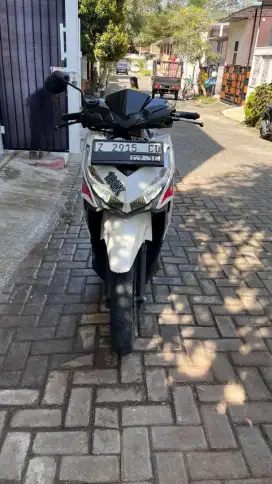 Vario putih 2015