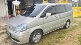 Nissan Serena 2010 Bensin