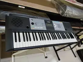 Keyboard Yamaha Psr E233 Bekas Pakai Kondisi Normal