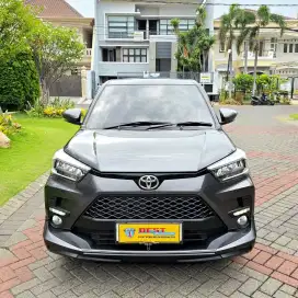 Km 8.000 Toyota Raize GR Sport 1.0 AT Turbo 2022