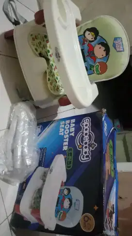 Spacebaby kursi makan bayi