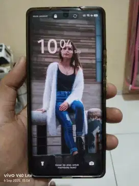 infinix note 40 pro 5G 8/256GB