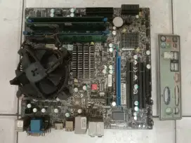 Paket MOTHERBOARD WEARNES COMPUTER  210 1Gb