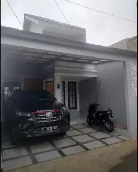 Rumah mezzanine desain mewah di kota Depok