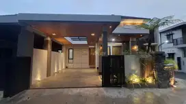 RUMAH SIAP HUNI, MODERN, 10 MENIT KE KAMPUS UII JOGJA DI NGAGLIK