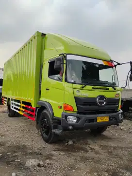 TRUK BOX CARGO HINO 500 FG 260 JP TH 2024/2023