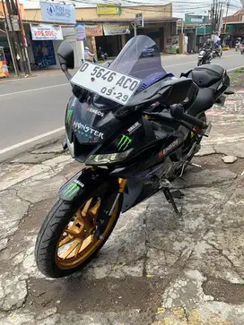 Yamaha R15 thun 2019