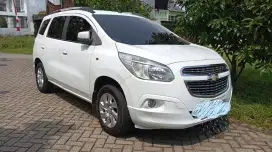 Di hual chevrolet spin LTZ matic 2013 putih plat b km 119rb pajak on