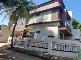 Dijal Cepat Rumah Super Mewah di Villa Melati Mas Tangerang Selatan