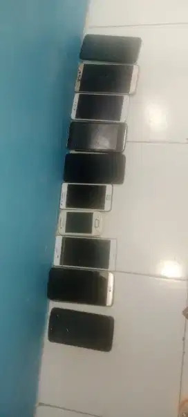 Rongsokan HP bekas