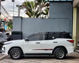 FREE MODIFIKASI!! TOYOTA FORTUNER 2.4 TRD SPORTIVO 2021 WHITE ON BLACK