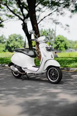 PIAGGIO VESPA SPRINT 150 IGET ABS FACELIFT 2021 MURAH BISA KREDIT LAGI