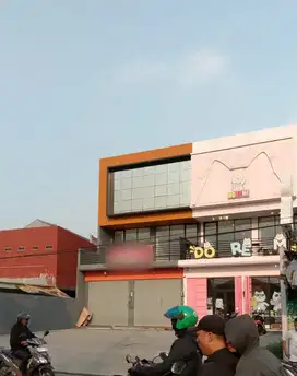 DIJUAL CEPAT RUKO GANDENG 3 LT LUAS 160M KARANG TENGAH PARKIR LUAS