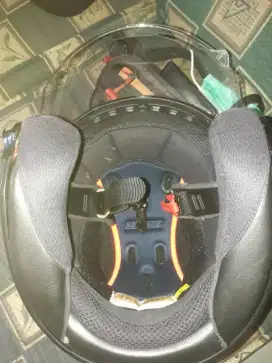 Helm INK kondisi masih  bagus 90%