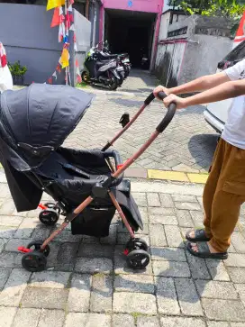 Stroller bayi dua arah second murah