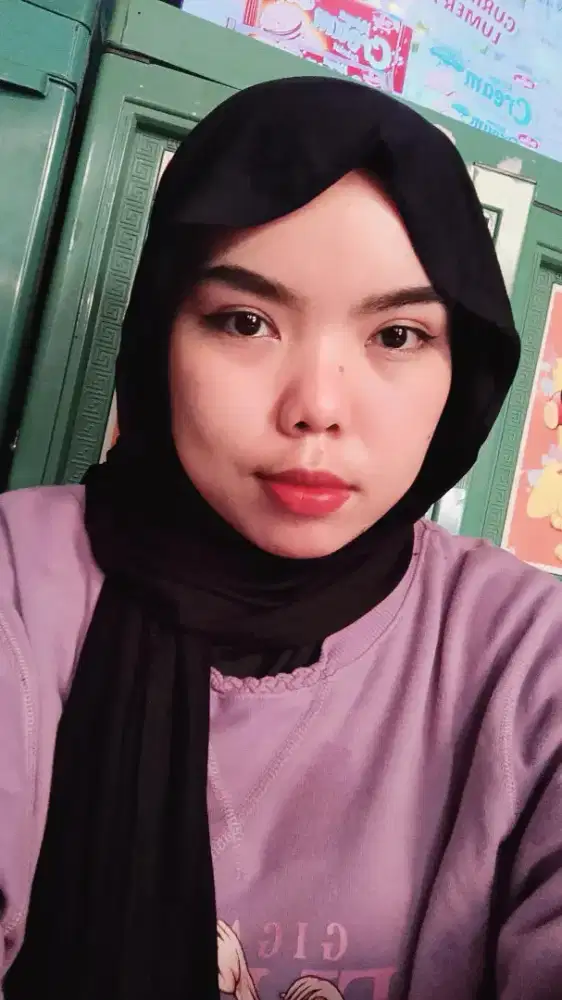 Ibu Rumah Tangga butuh kerjaan.