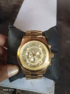 jam tangan Michael kors
