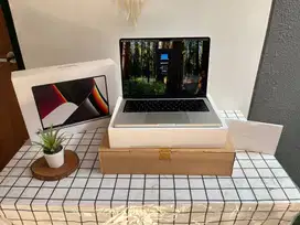 MacBook Pro M1 Pro 14 inch - 14/Grey/16/512 (mulus like new)