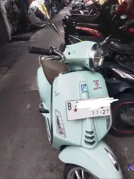 Jual vespa primavera tahun 2023
