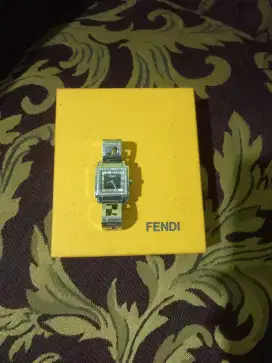 jam tangan fendi